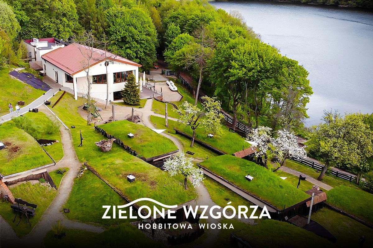 Zielone Wzgórza - Hobbitowe Domki na Kaszubach - Przywidz - ViaCamp.pl