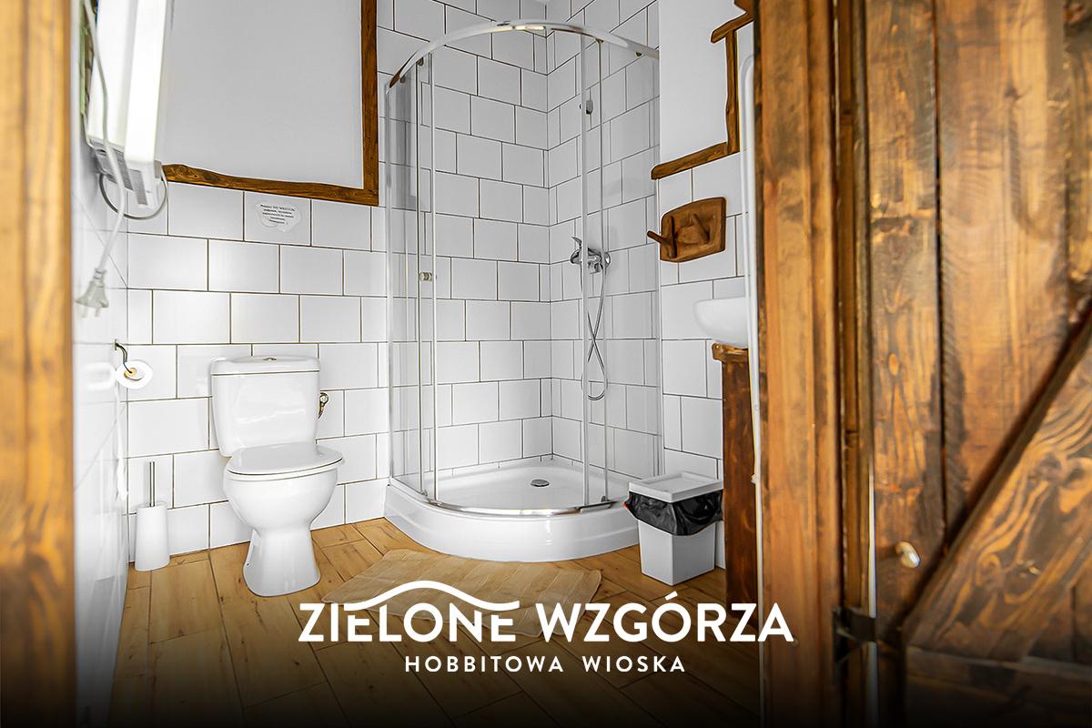 Zielone Wzgórza - Hobbitowe Domki na Kaszubach - Przywidz - ViaCamp.pl